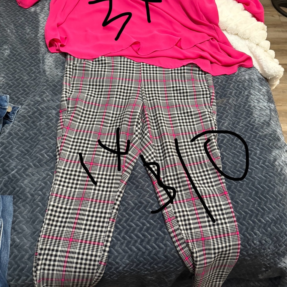 Torrid Pink and Black Plaid Cropped Pants